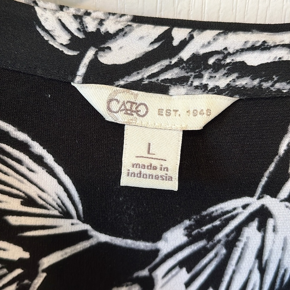 🌻3/$15 Cato Ladies Bell Long Sleeve Top-L - Picture 2 of 7